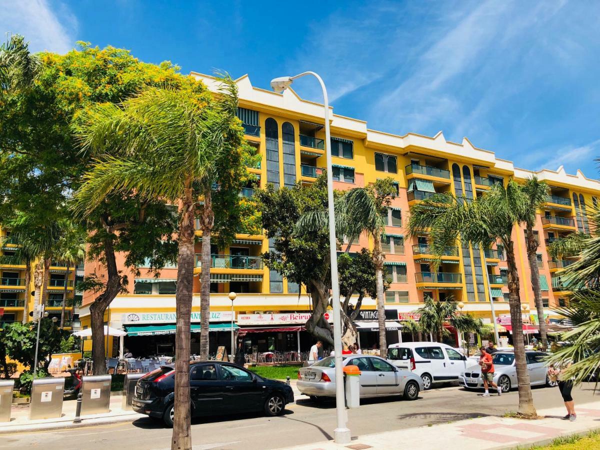 Luxury Apartment Bajondillo Beachfront توريمولينوس المظهر الخارجي الصورة